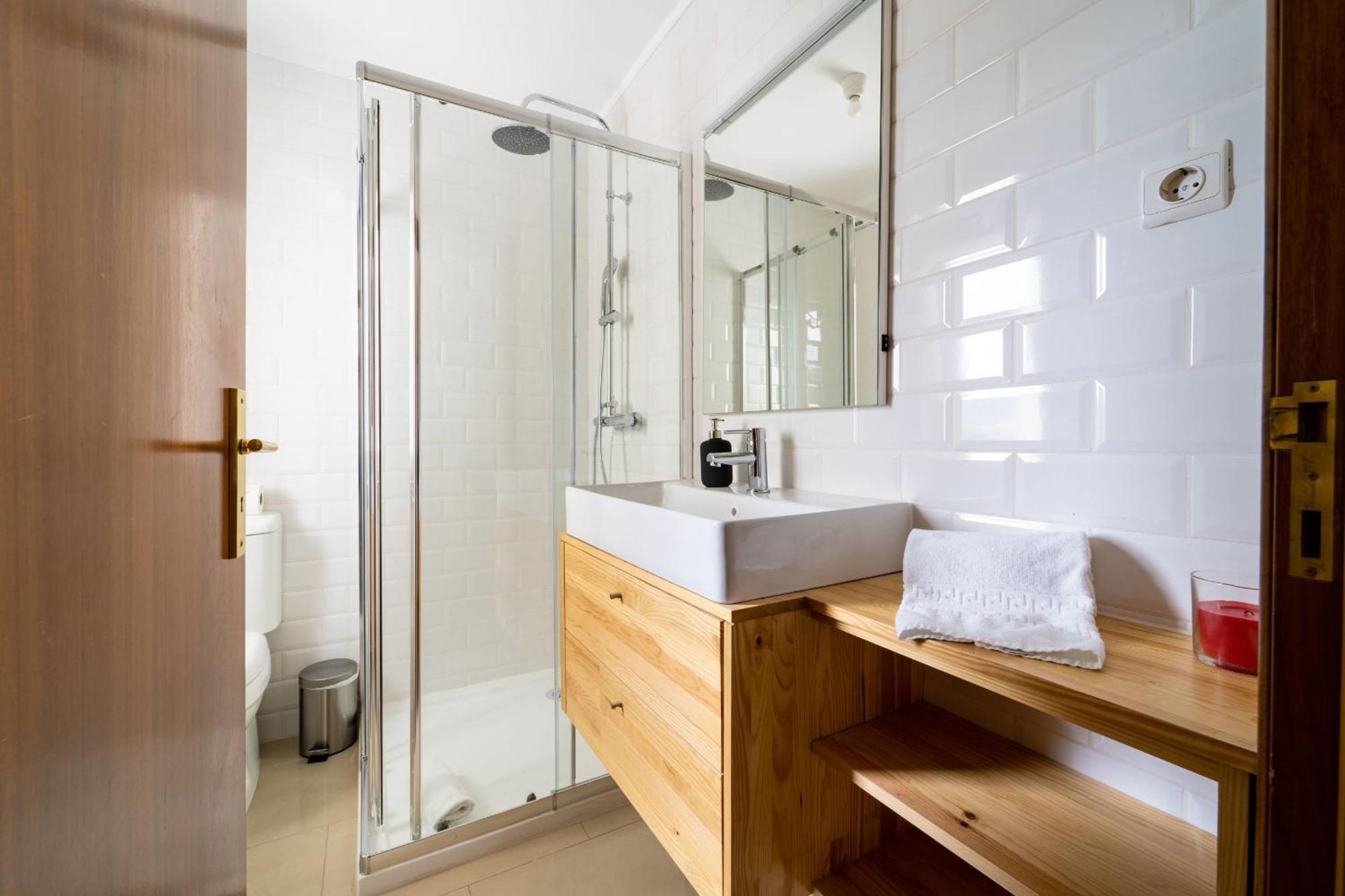 Apartment Taxa Duplex - T4 Familiar No Centro Da -