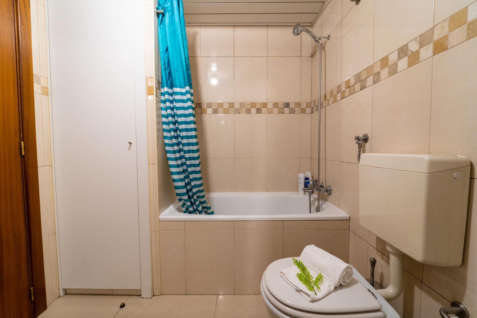 Taxa Duplex - T4 Familiar No Centro Da - * Braga