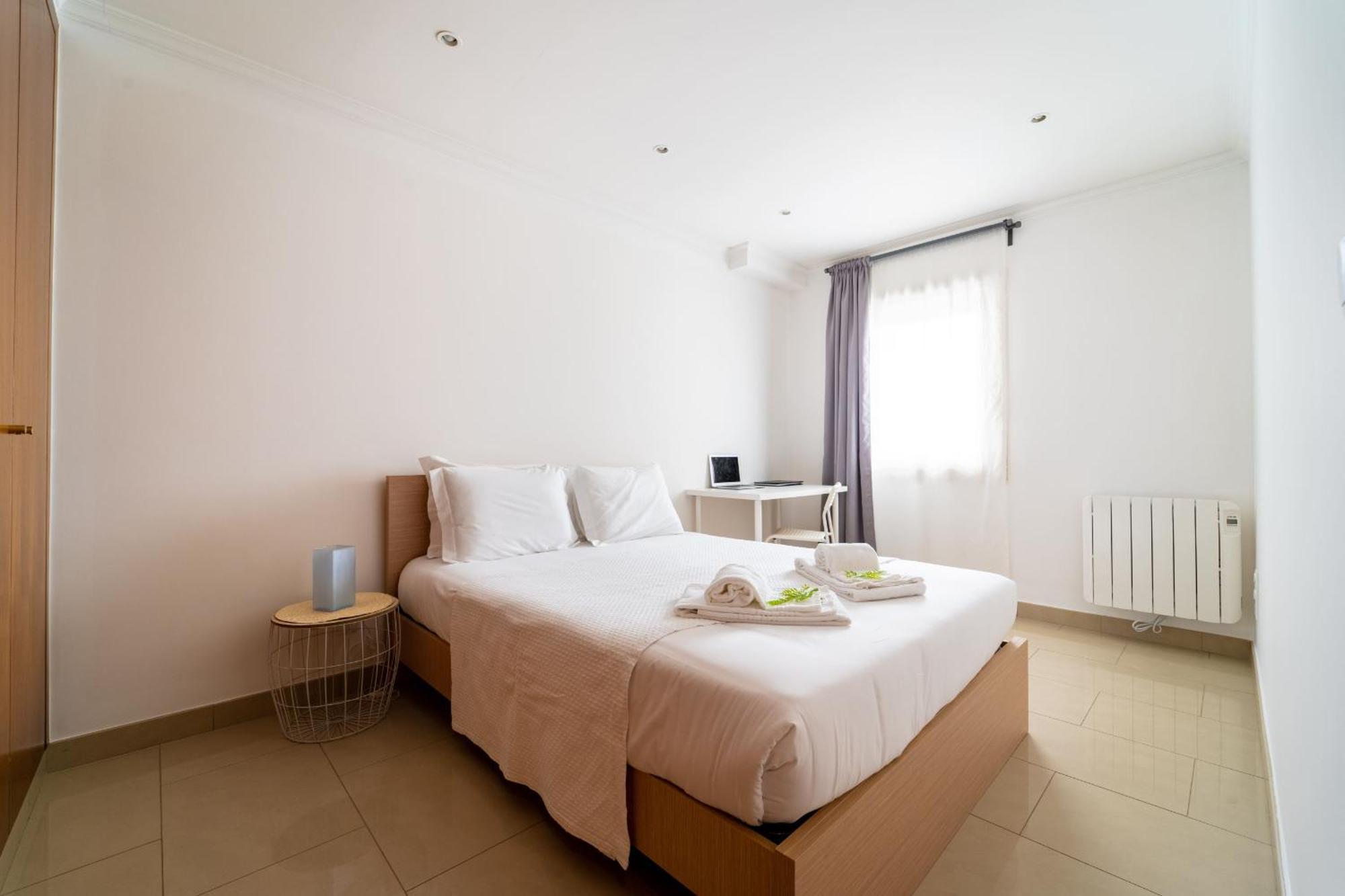 Apartment Taxa Duplex - T4 Familiar No Centro Da -