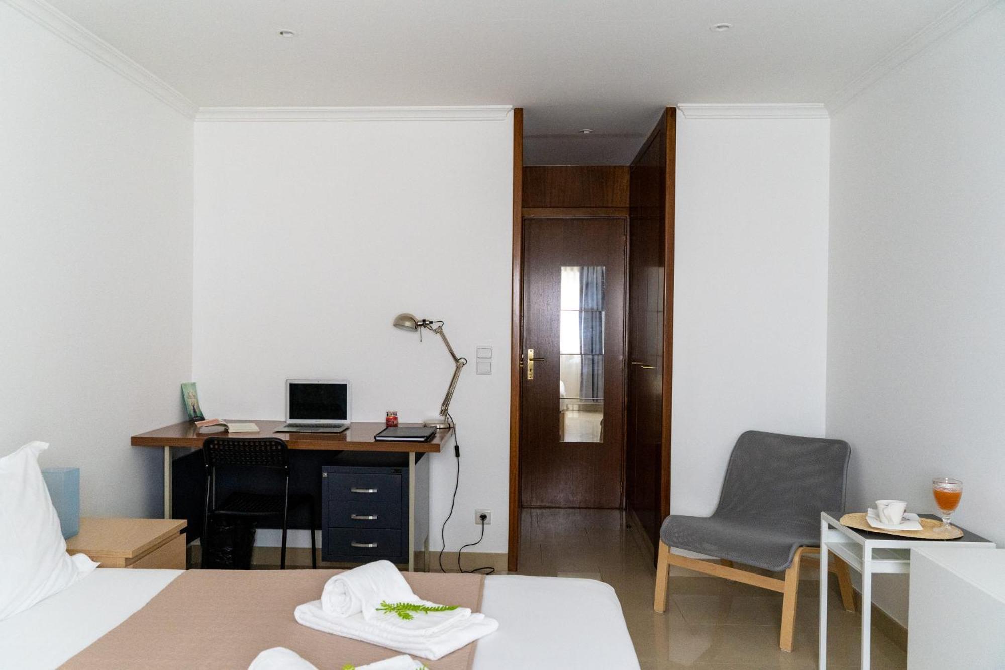 Taxa Duplex - T4 Familiar No Centro Da - *